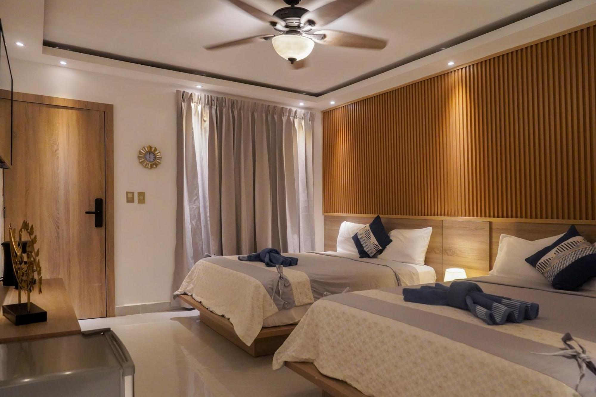 Soficu Hotel On The Beach Байяибе Экстерьер фото